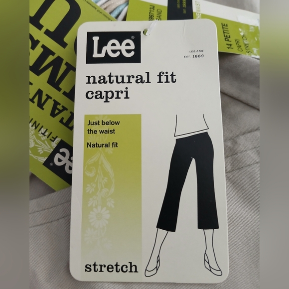 Lee Just Below The Waist Womens Capri Size 14 Petite Color Sand - Picture 12 of 14